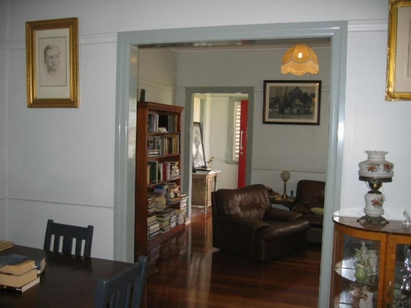 8 Hilda Street, Corinda QLD 4075