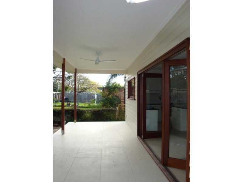 19 Graceville Avenue, Graceville QLD 4075