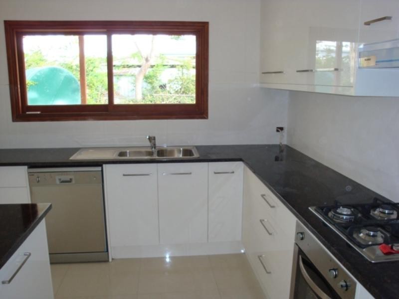 19 Graceville Avenue, Graceville QLD 4075