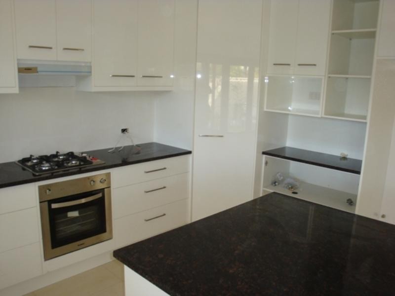 19 Graceville Avenue, Graceville QLD 4075