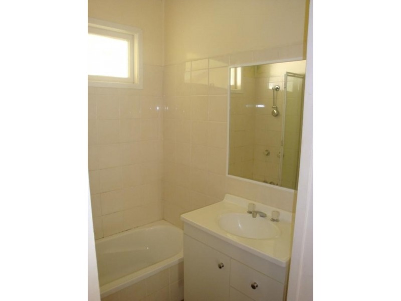 8 Bridge Street, Chelmer QLD 4068