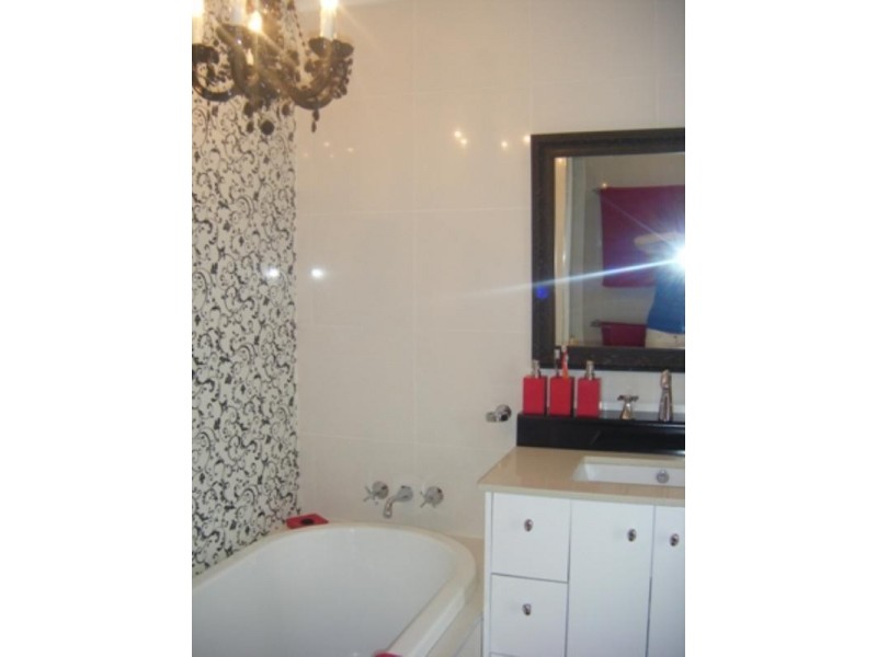 361 Seventeen Mile Rocks, Oxley QLD 4075