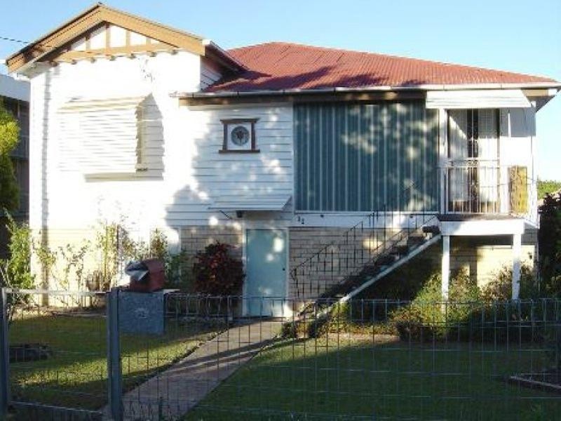 32 Primrose Street, Sherwood QLD 4075