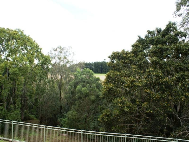 1/26 Billa Street, Point Lookout QLD 4183