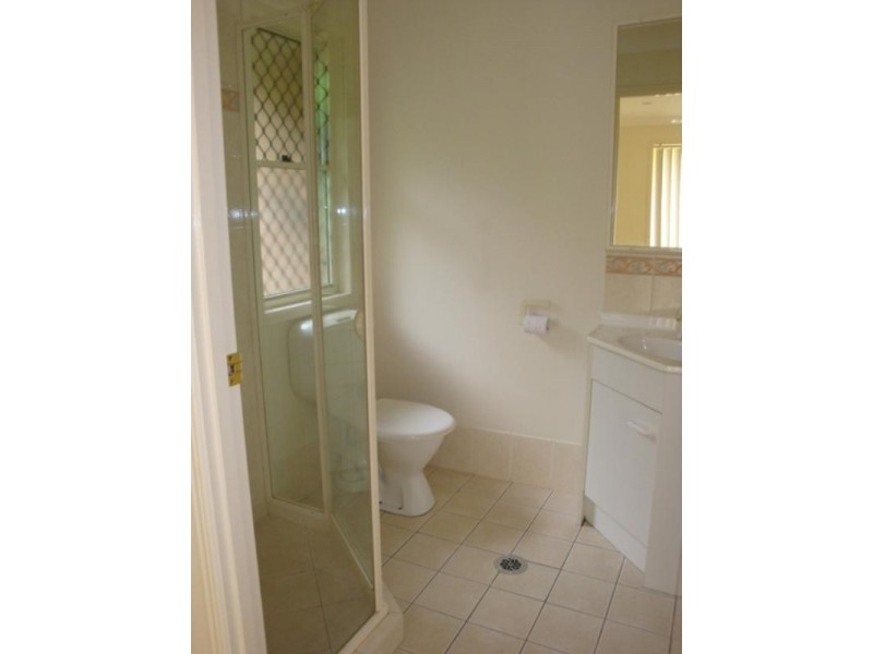 9 Pinehurst Place, Oxley QLD 4075