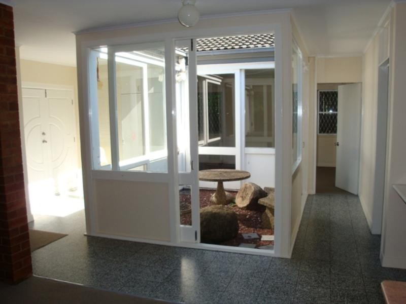 153 Honour Avenue, Chelmer QLD 4068