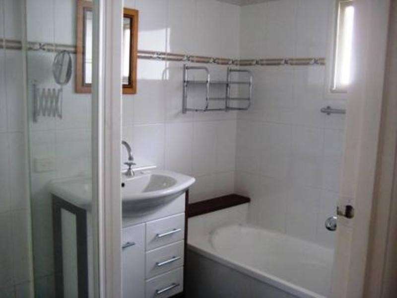 206 Verney Road East, Graceville QLD 4075