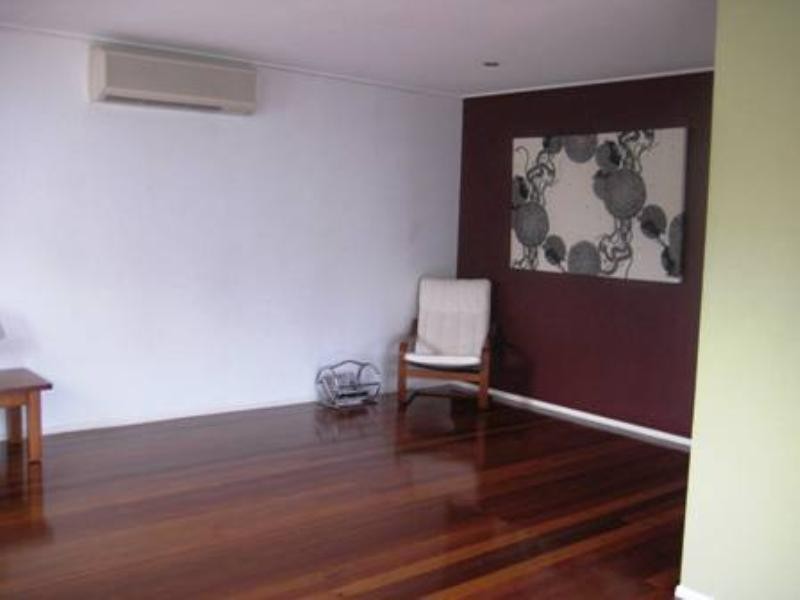 206 Verney Road East, Graceville QLD 4075