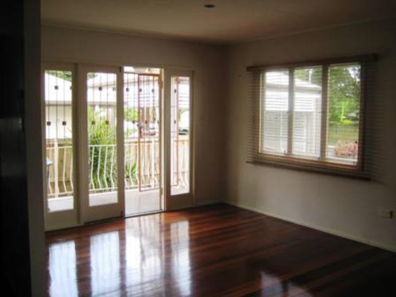 206 Verney Road East, Graceville QLD 4075