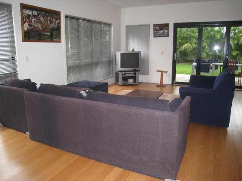 21 Graceville Avenue, Graceville QLD 4075