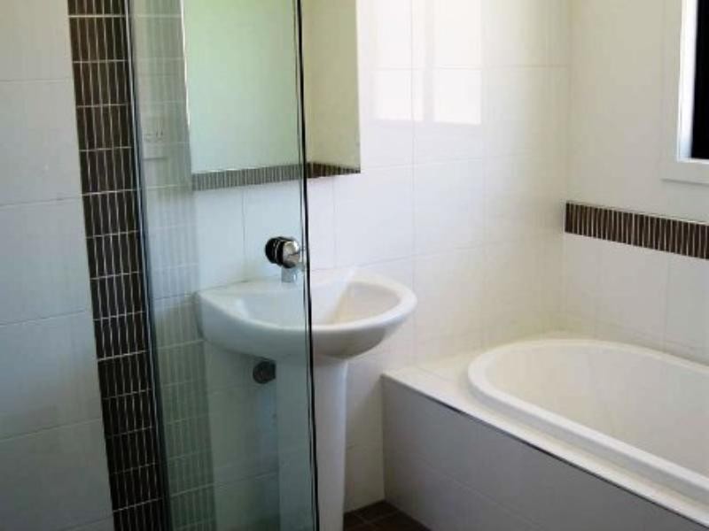 21 Graceville Avenue, Graceville QLD 4075