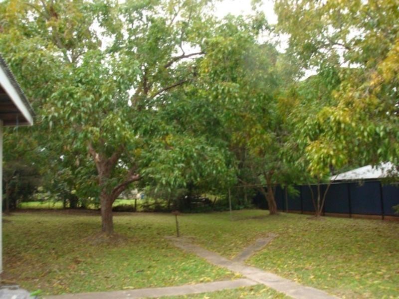 61 Oxley Station Road, Oxley QLD 4075