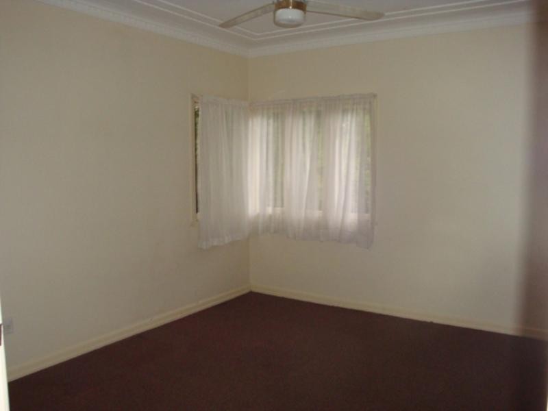 61 Oxley Station Road, Oxley QLD 4075