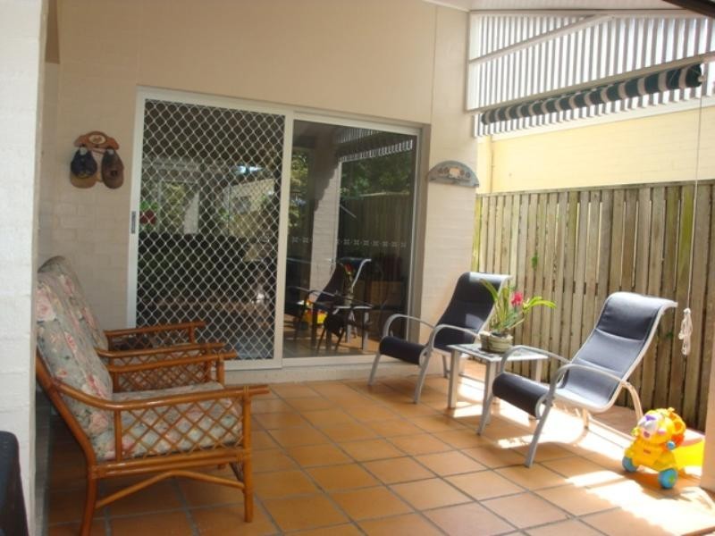 139 Long Street East, Graceville QLD 4075