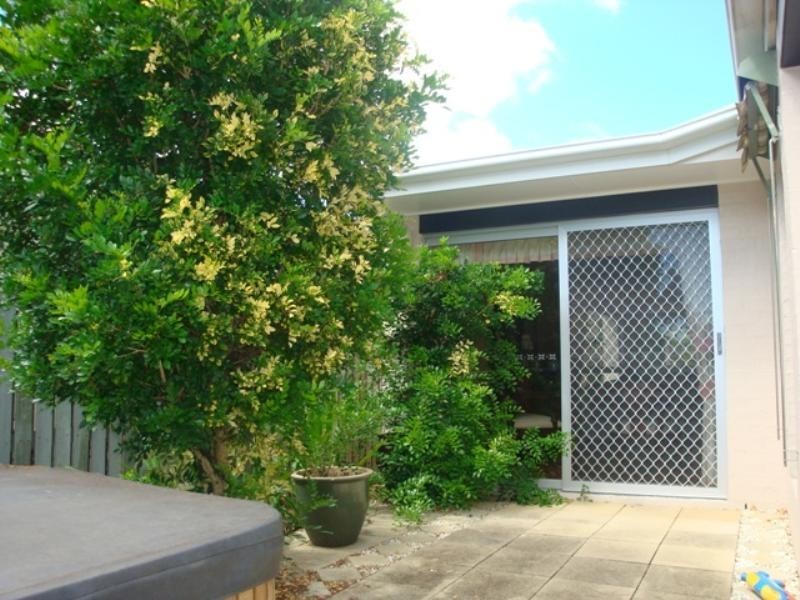 139 Long Street East, Graceville QLD 4075