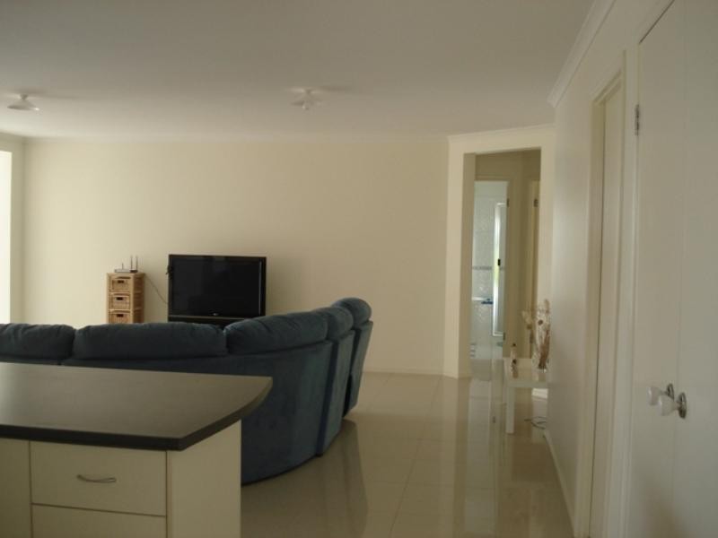 27 Liberty Crescent, Springfield Lakes QLD 4300