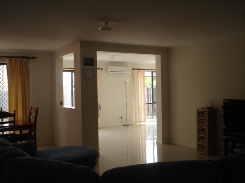 27 Liberty Crescent, Springfield Lakes QLD 4300