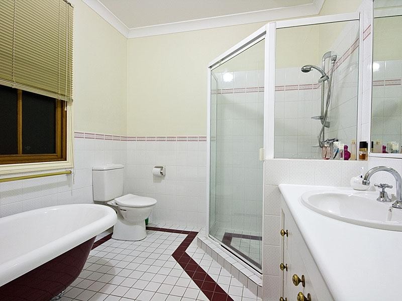 9 Twickenham Street, Chelmer QLD 4068