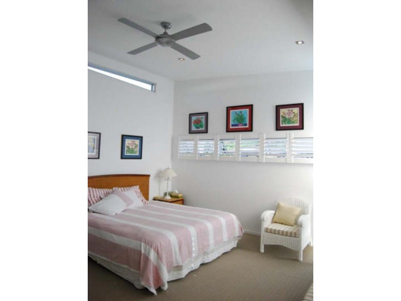 200 Graceville Avenue, Graceville QLD 4075