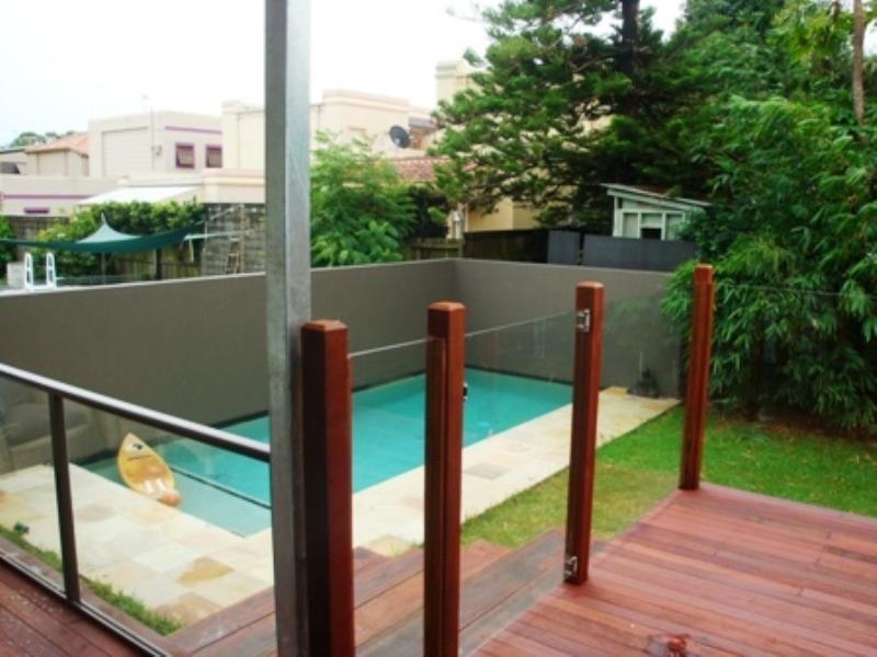 200 Graceville Avenue, Graceville QLD 4075