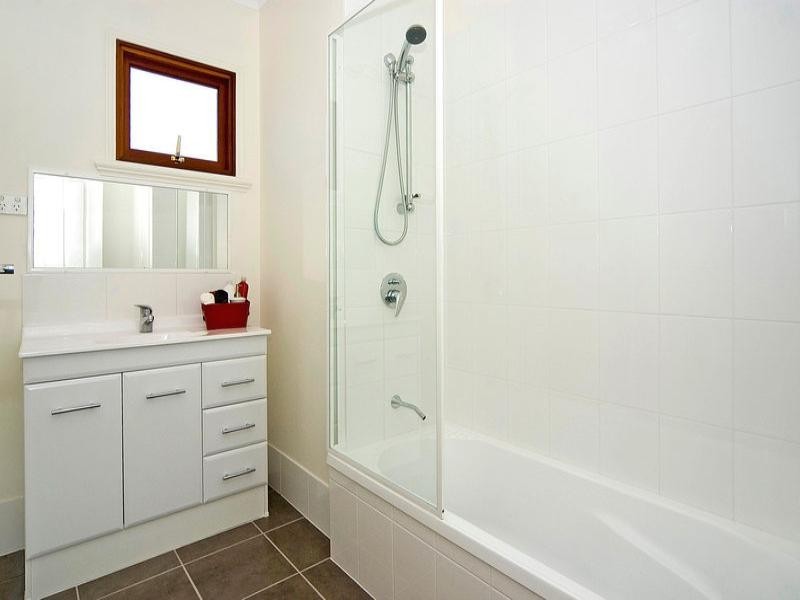 67 William Terrace, Oxley QLD 4075
