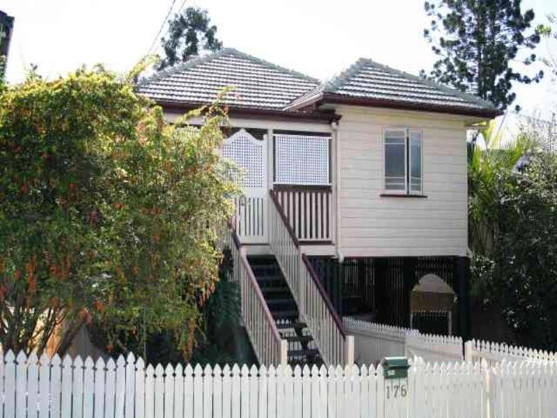 176 Strong Avenue, Graceville QLD 4075