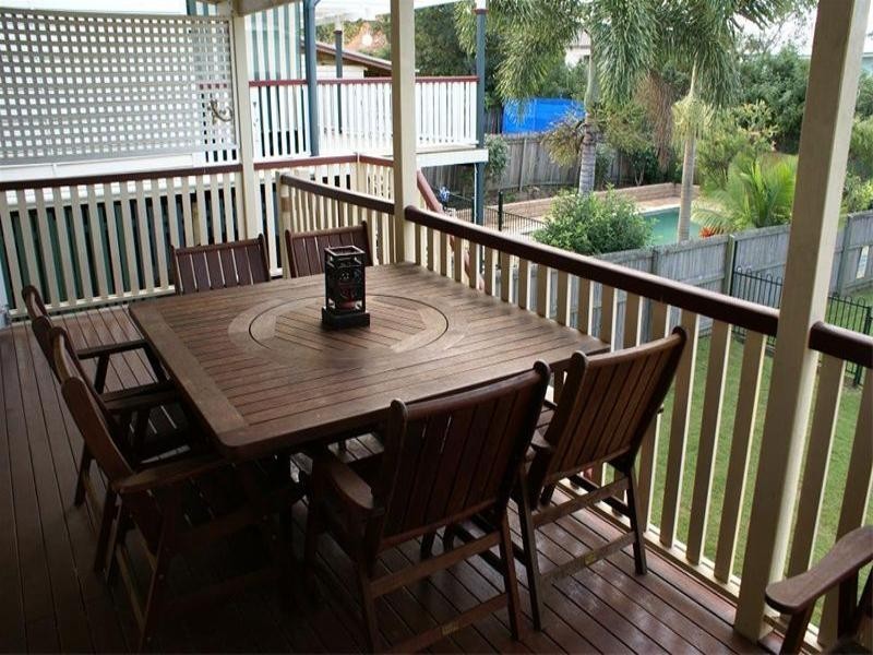 176 Strong Avenue, Graceville QLD 4075