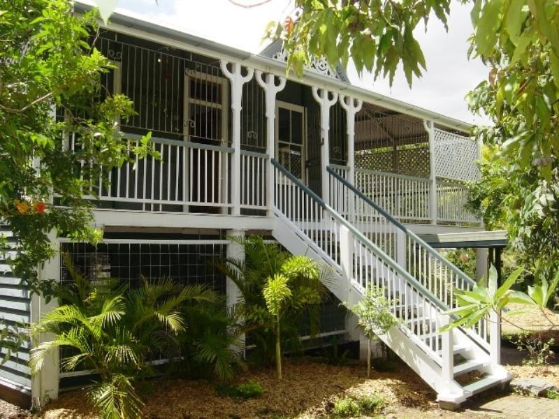 50 Blackwood Street, Sherwood QLD 4075