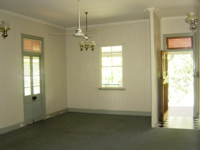 50 Blackwood Street, Sherwood QLD 4075