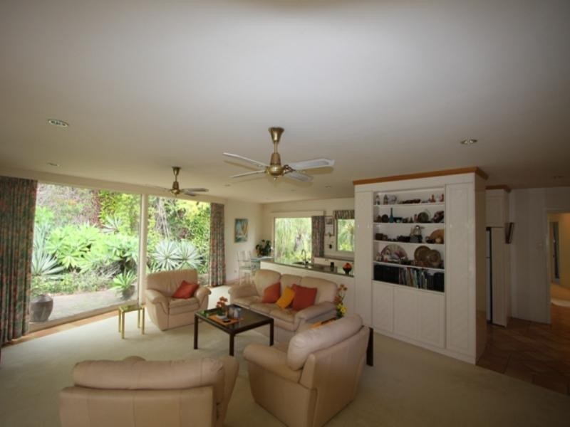 1 Tapley Street, Corinda QLD 4075