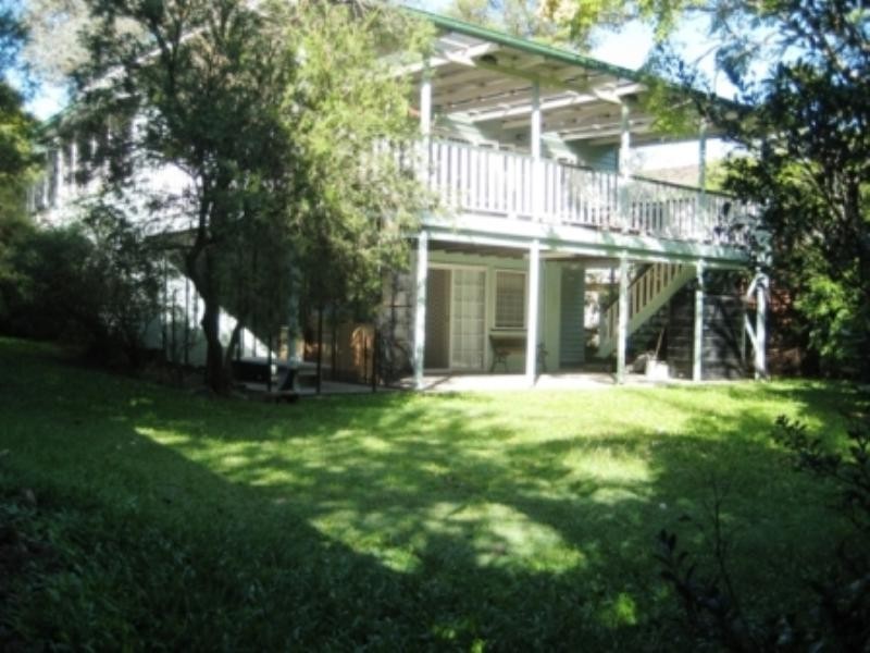 98 Graceville Avenue, Graceville QLD 4075