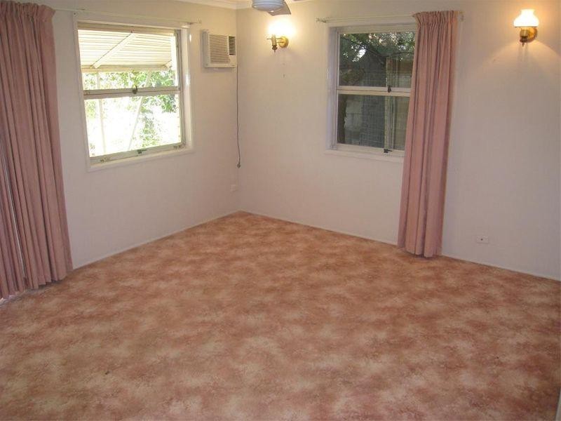 15 Plumer Street, Sherwood QLD 4075