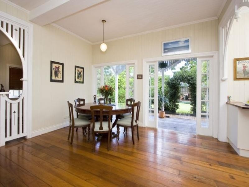 15 Erinvale Street, Corinda QLD 4075