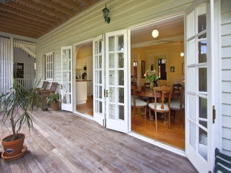 15 Erinvale Street, Corinda QLD 4075