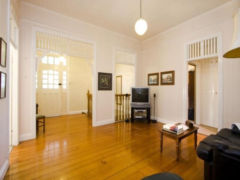 15 Erinvale Street, Corinda QLD 4075