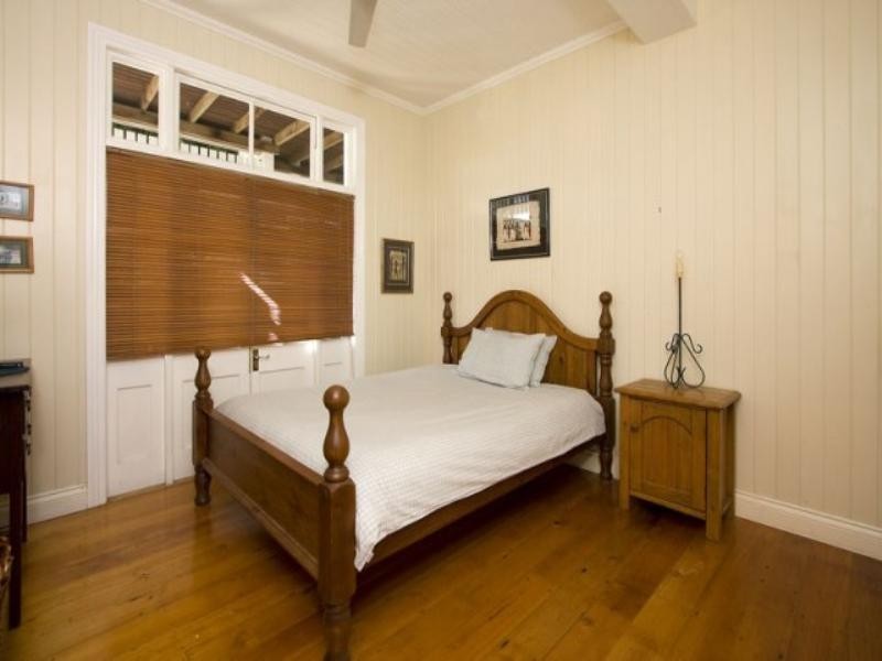 15 Erinvale Street, Corinda QLD 4075