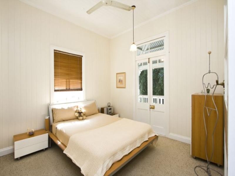 15 Erinvale Street, Corinda QLD 4075