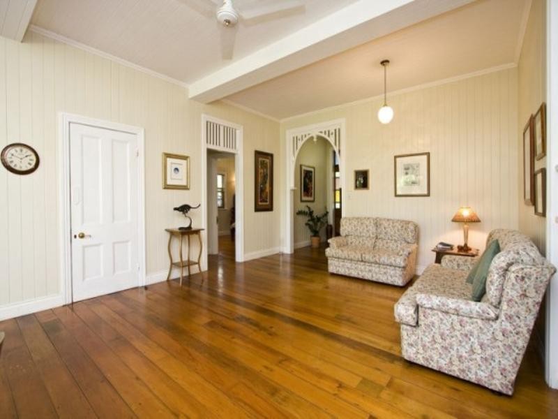 15 Erinvale Street, Corinda QLD 4075