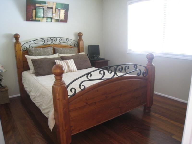 132 Gray Avenue, Corinda QLD 4075