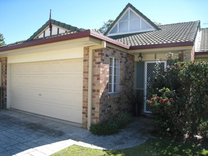 8/302 College Road, Karana Downs QLD 4306