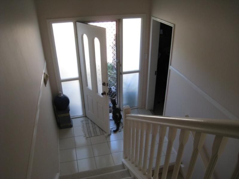 8/302 College Road, Karana Downs QLD 4306