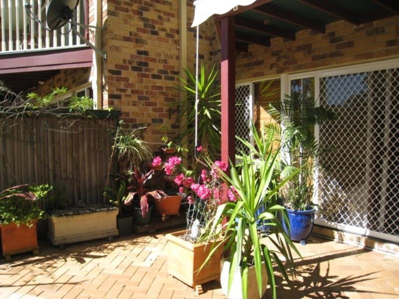 8/302 College Road, Karana Downs QLD 4306