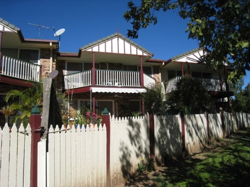 8/302 College Road, Karana Downs QLD 4306