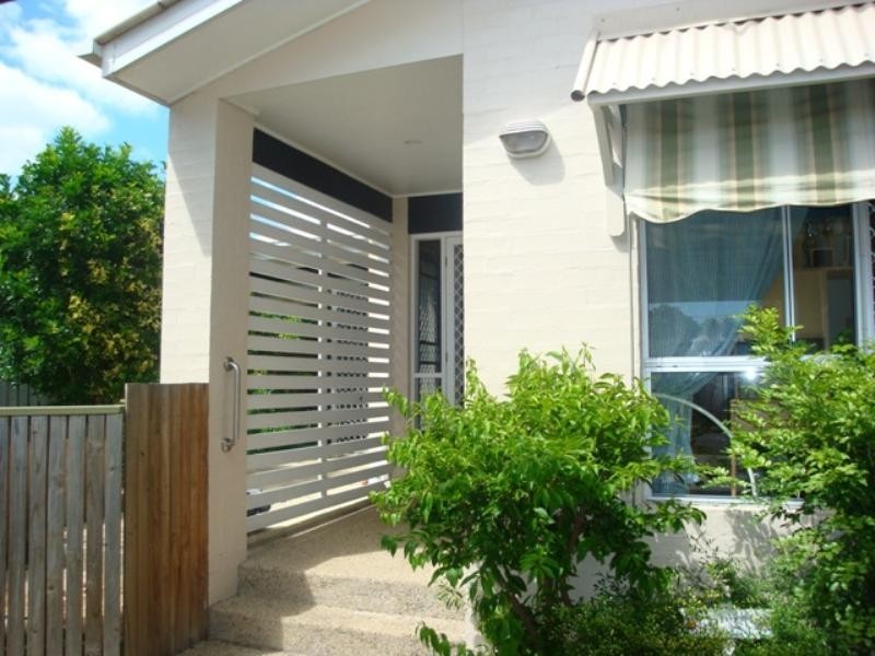 139 Long Street East, Graceville QLD 4075