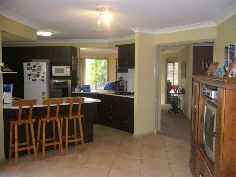 10 Epworth Street, Oxley QLD 4075