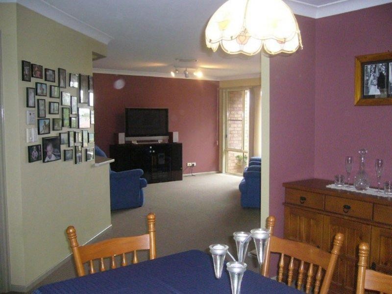 10 Epworth Street, Oxley QLD 4075