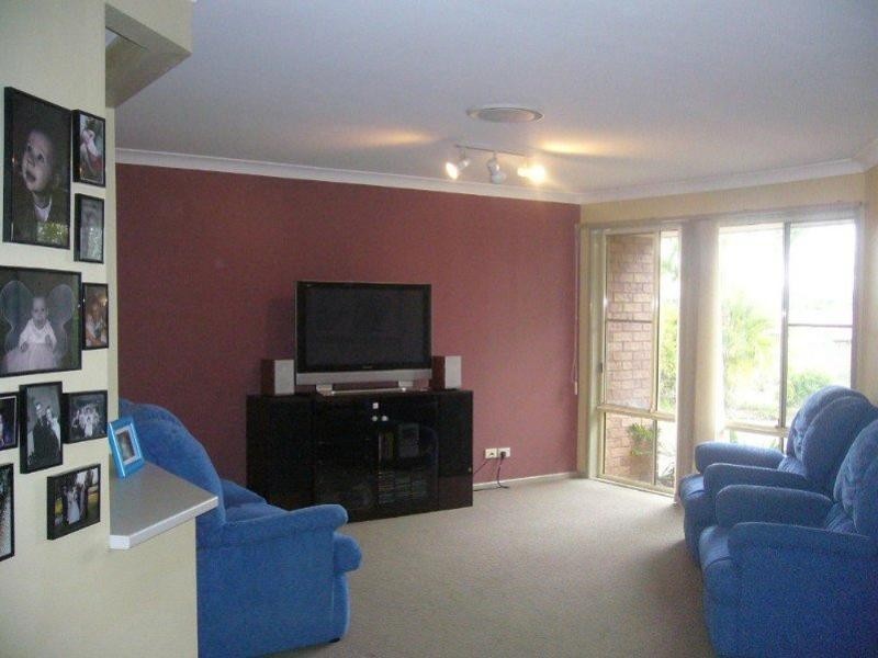 10 Epworth Street, Oxley QLD 4075