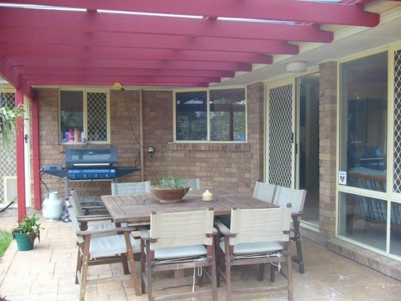 10 Epworth Street, Oxley QLD 4075