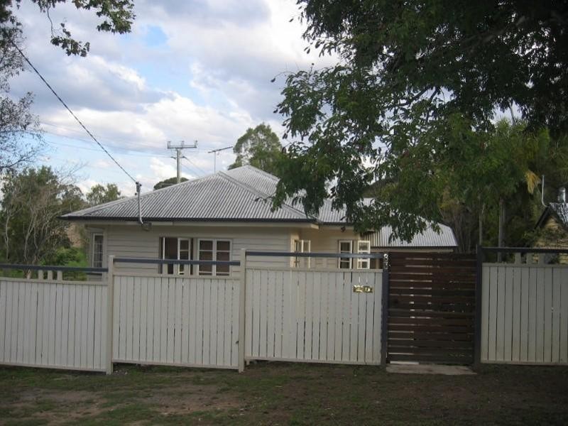 83 Thomas Street, Sherwood QLD 4075