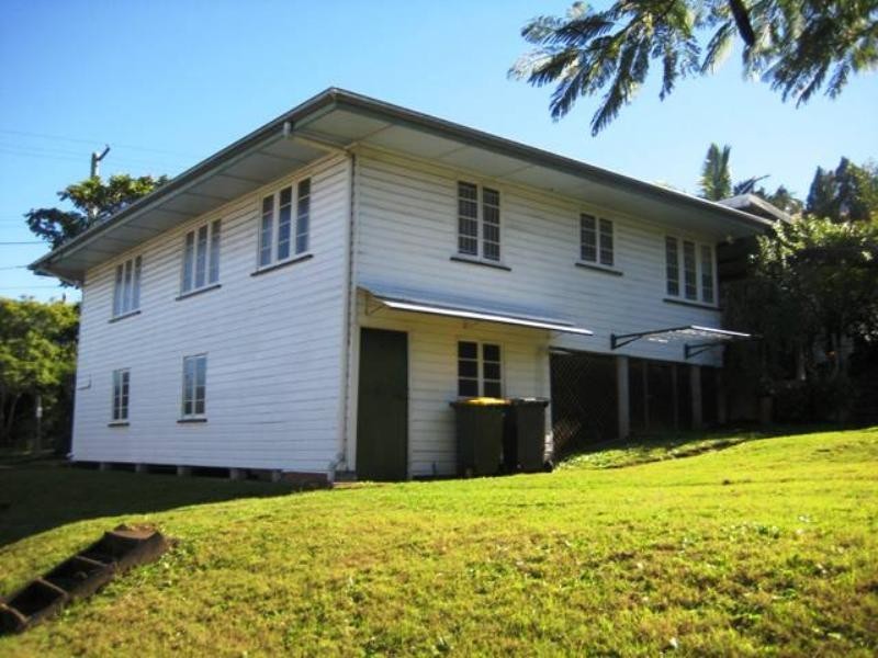 80 Dewar Terrace, Sherwood QLD 4075